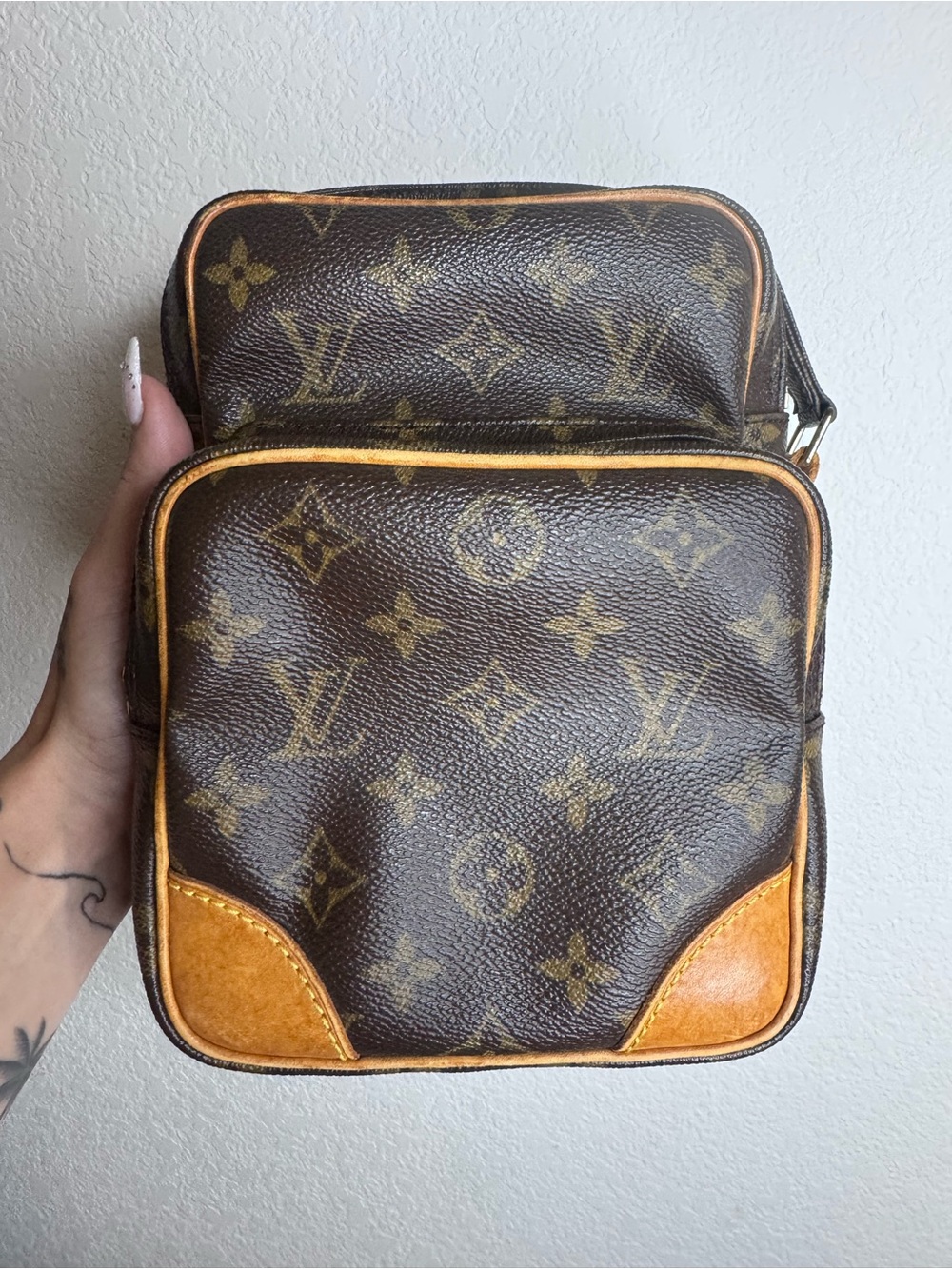 Louis Vuitton Monogram Amazon Crossbody vintage LV messenger bag made in France - Picture 1 of 9